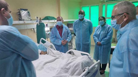 Trasladan a Luanda a colaboradoras cubanas accidentadas en Angola