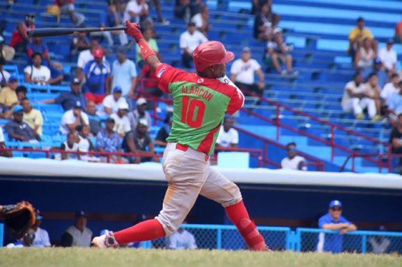 Las Tunas toma la delantera en la III Liga Élite
