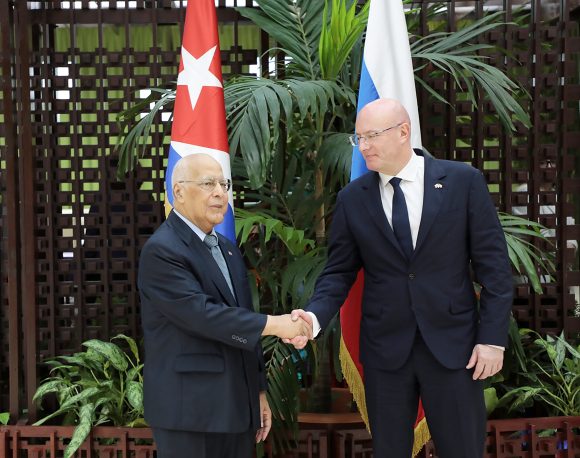 Sesiona comisión intergubernamental ruso-cubana