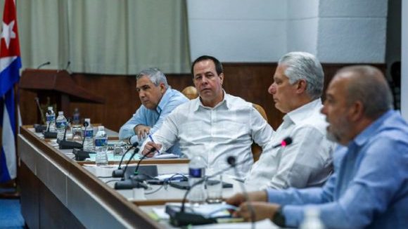 Analizan situación de Salud Pública en balance de trabajo anual
