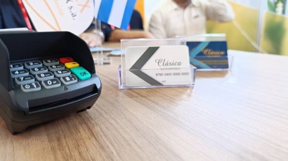 Habilitan a través de Enzona las transferencias de saldos y pagos por QR utilizando tarjeta clásica y tarjeta AIS